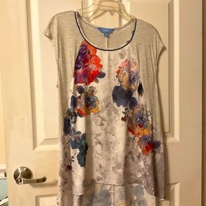 Simply Vera Wang Tunic